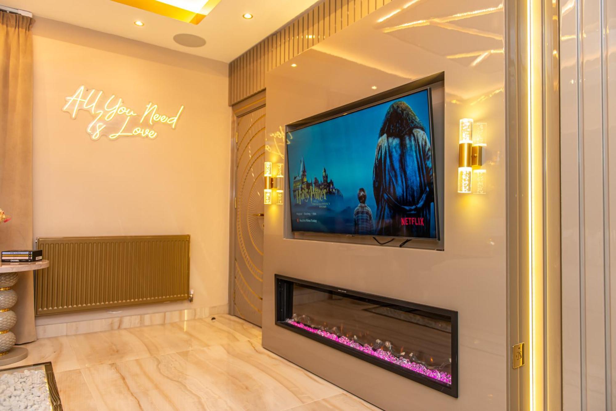 Alexandras Palace Apartment Bradford (West Yorkshire)