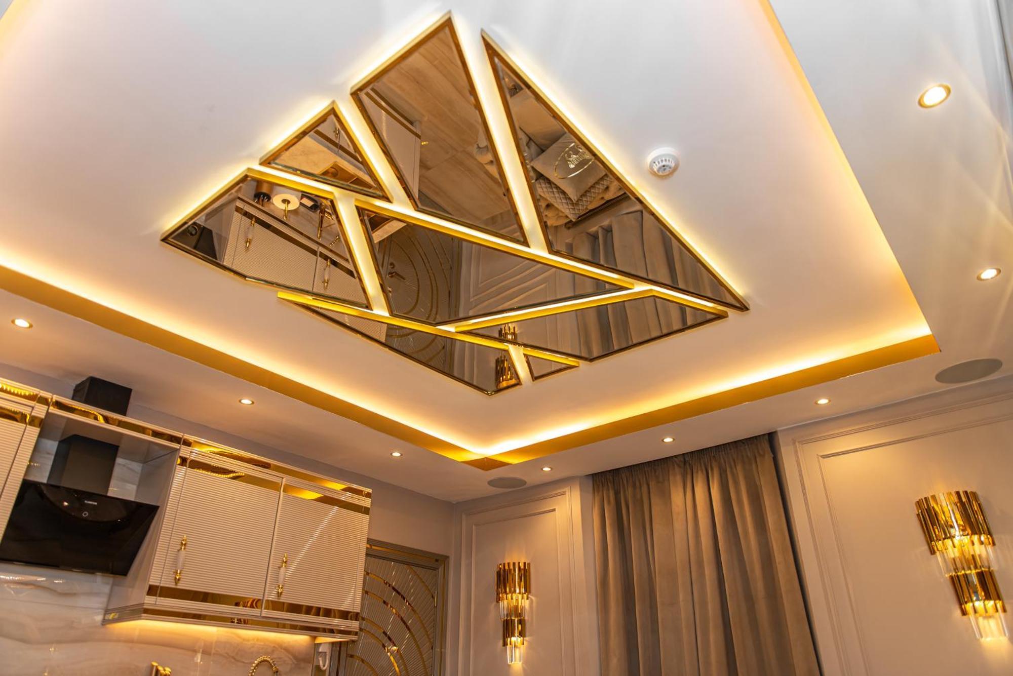 Alexandras Palace Apartment *